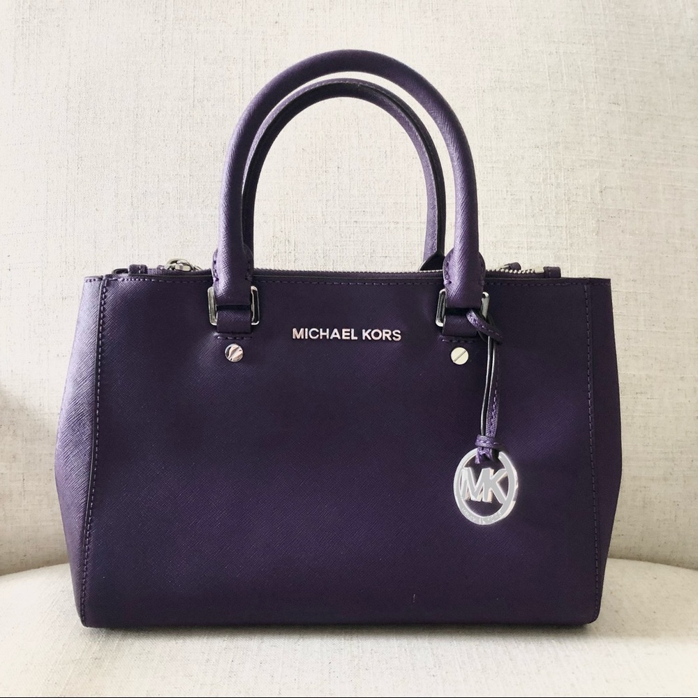 💋SOLD💋Michael Kors Sutton Leather Purple Purse